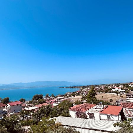 Bay Holiday Hotel & Spa Karavomilos  Bagian luar foto
