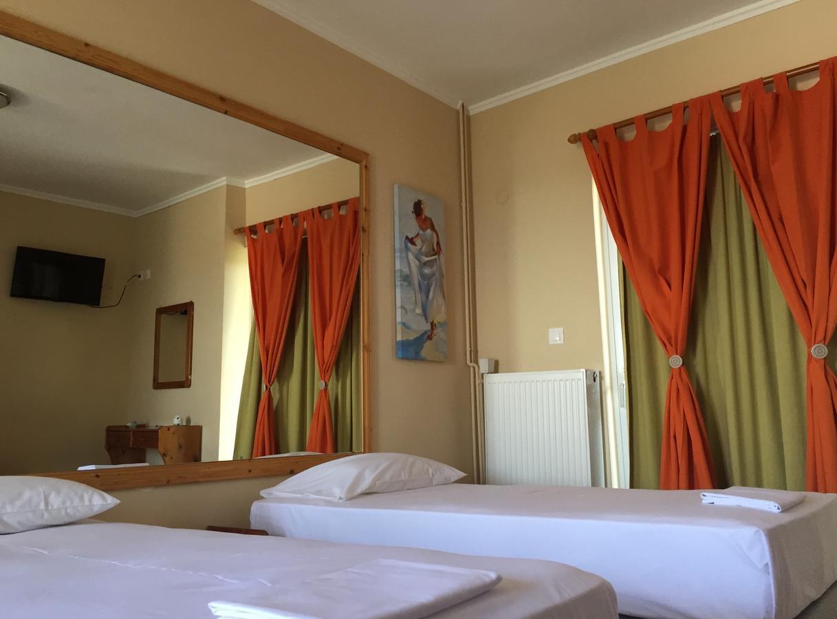 Bay Holiday Hotel & Spa Karavomilos  Bagian luar foto